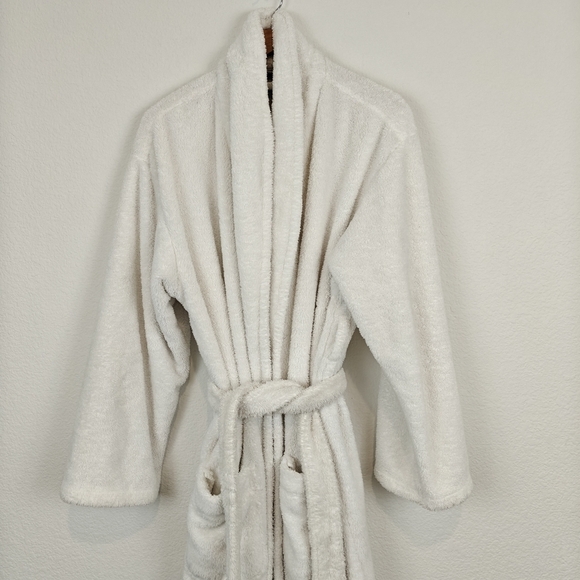 Pottery Barn Unisex White Long sleeve Pockets Belted Robe Size Medium - Picture 3 of 13